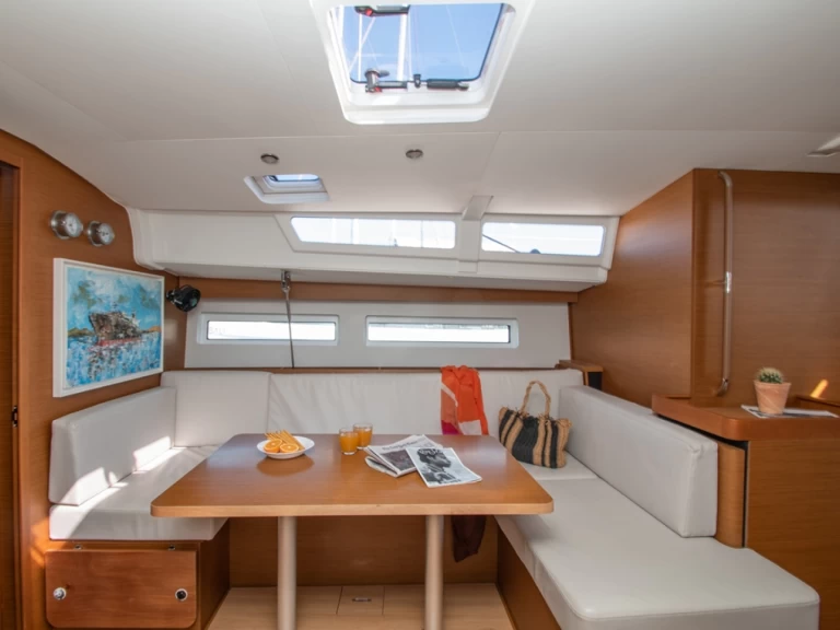 Plachetnice k pronájmu v Zakynthos (Island) za nejlepší cenu