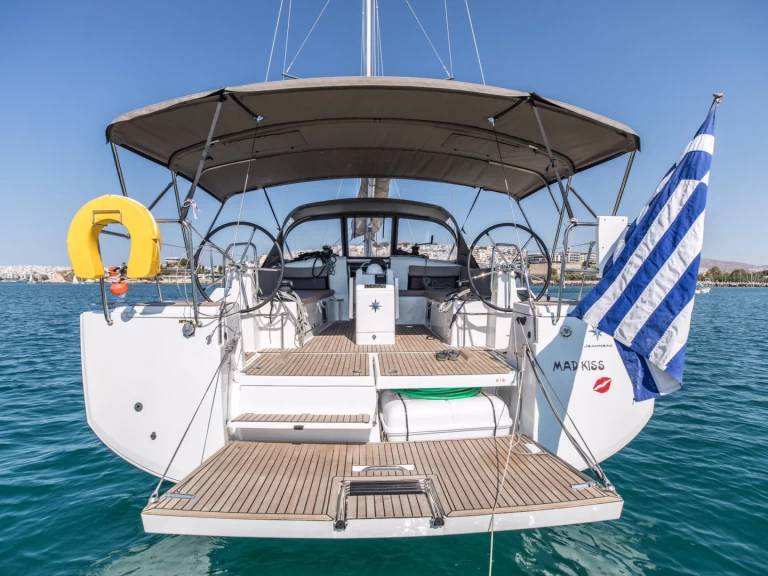 Pronájem Plachetnice Jeanneau s licencí