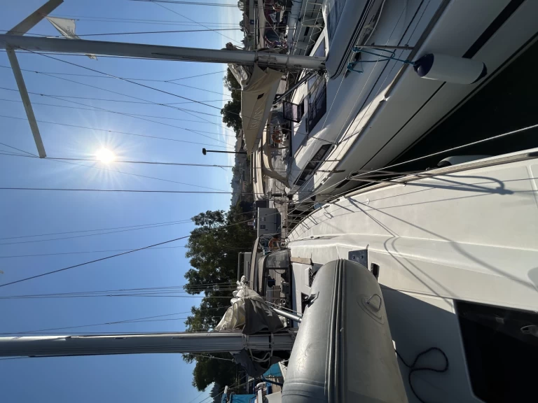 Dufour Dufour 460 Grand Large jednotlivci a charterové společnosti v Gouvia