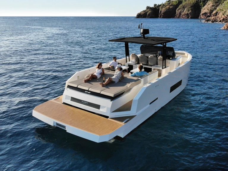 Pronájem jachty v Lavrio -De Antonio De Antonio D42 Open na Samboatu