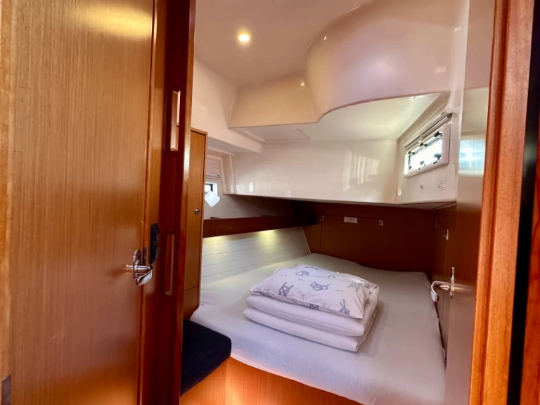 Pronájem lodi Sukošan lákavé ceny Cruiser 45