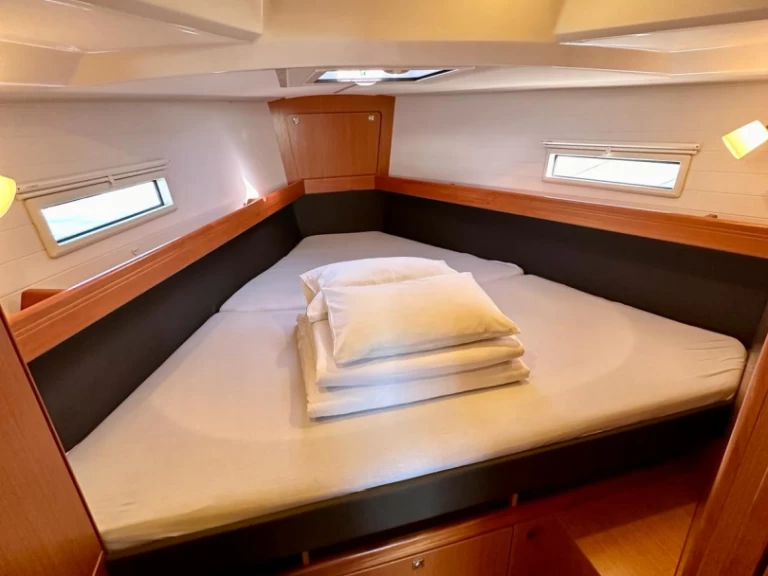 Pronájem Plachetnice Bavaria s licencí