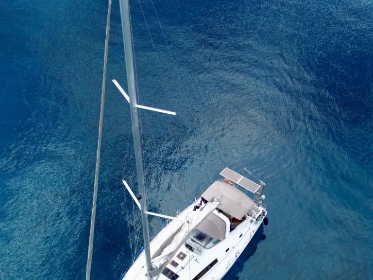 Pronajmout si Bénéteau Oceanis 50 Family v Lefkáda