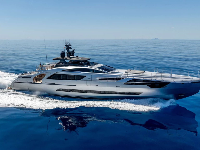 Pronajmout si Pershing CABO v Sint Maarten