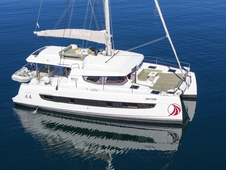 Pronájem lodi Bali Bali 4.4 v Šibenik  na Samboatu