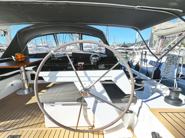 Pronájem Plachetnice Hanse s licencí