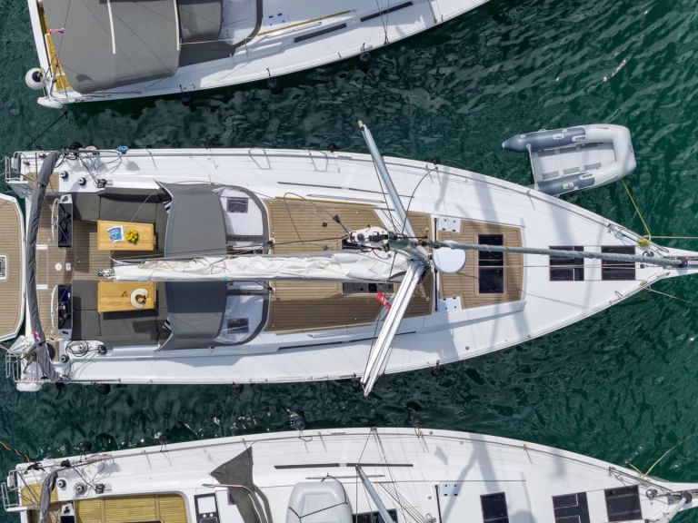 Pronájem lodi Hanse Hanse 460 v Komolac na Samboatu