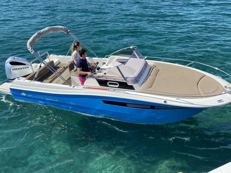 Pronájem Motorová loď Atlantic s licencí