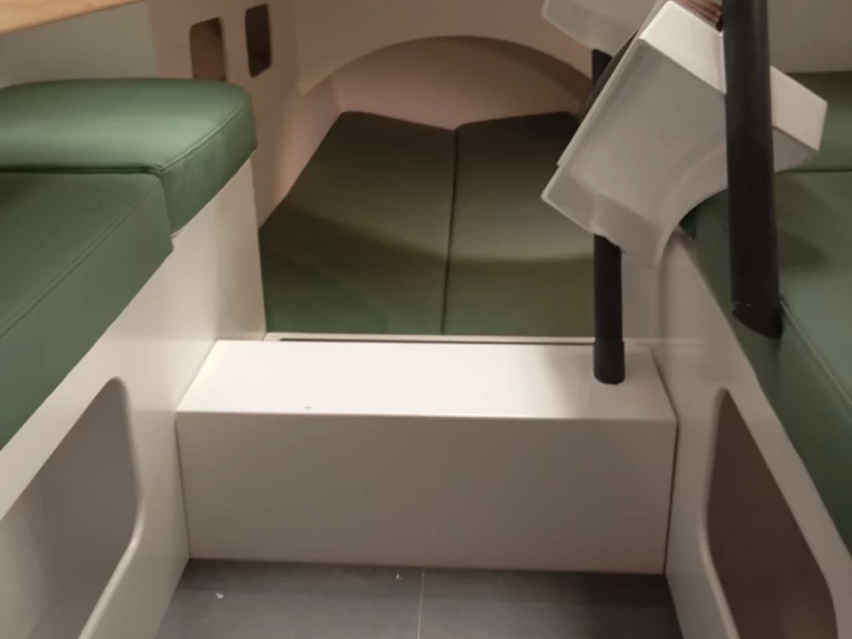 Pronajmout si Tricat TRICAT 8.50 v La Trinité-sur-Mer