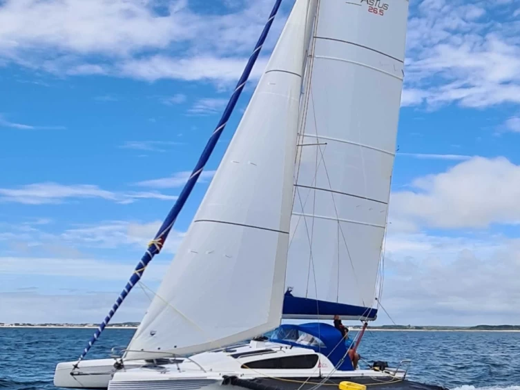 Pronájem lodi ASTUS BOATS ASTUS 26.5 v La Trinité-sur-Mer na Samboatu