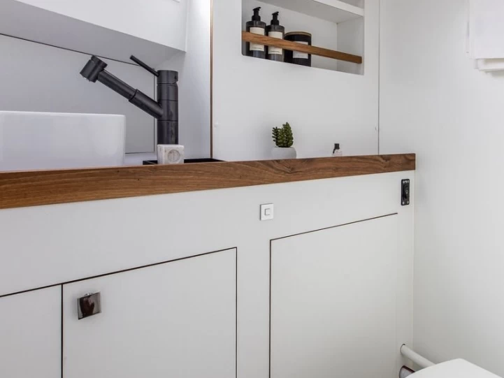 Pronajmout si BUEHLER TURBOCRAFT Silverfine v La Trinité-sur-Mer