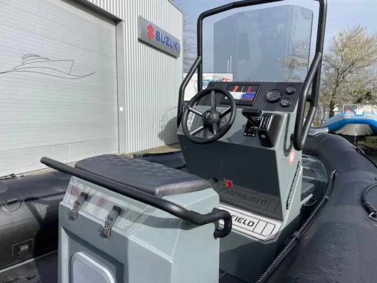 Pronajmout si Highfield HIGHFIELD 54 PATROL COASTER v Port-Haliguen