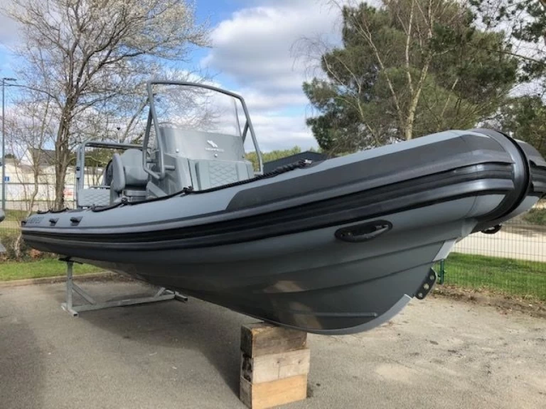 Pronájem Polotuhá loď v Port-Haliguen -Highfield Patrol 660