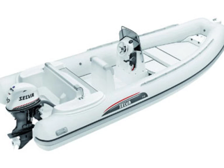 Pronajmout si Selva Sport D.570 v Antibes