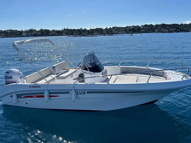 Pronájem lodi Selva Open Line D 5.6 v Antibes na Samboatu