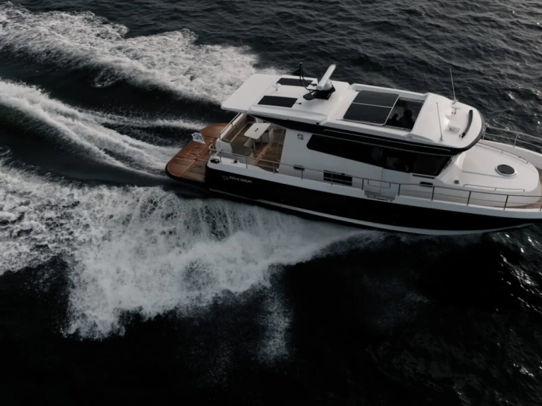 Motorová loď k pronájmu v La Trinité-sur-Mer za nejlepší cenu