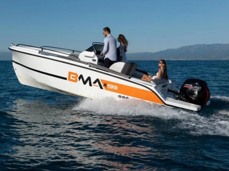 Pronajmout si BMA BMA X199 v La Trinité-sur-Mer