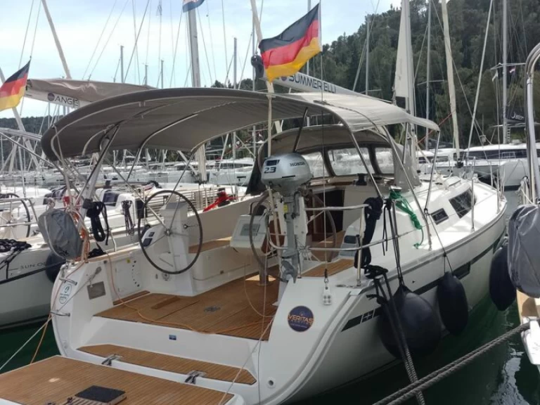 Pronajmout si Bavaria Cruiser 41 v Palma de Mallorca