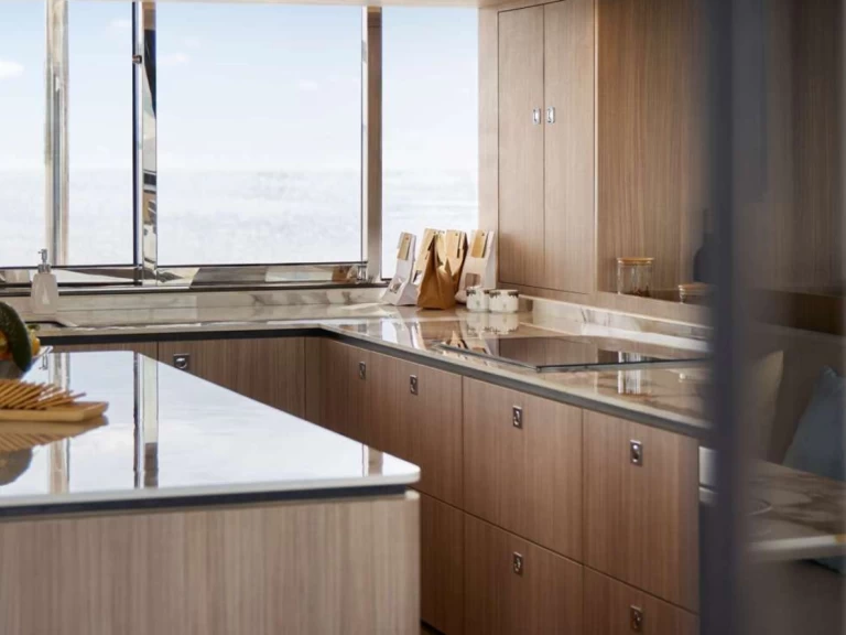 Pronajmout si HeySea HeySea SV60T v Nea Peramos