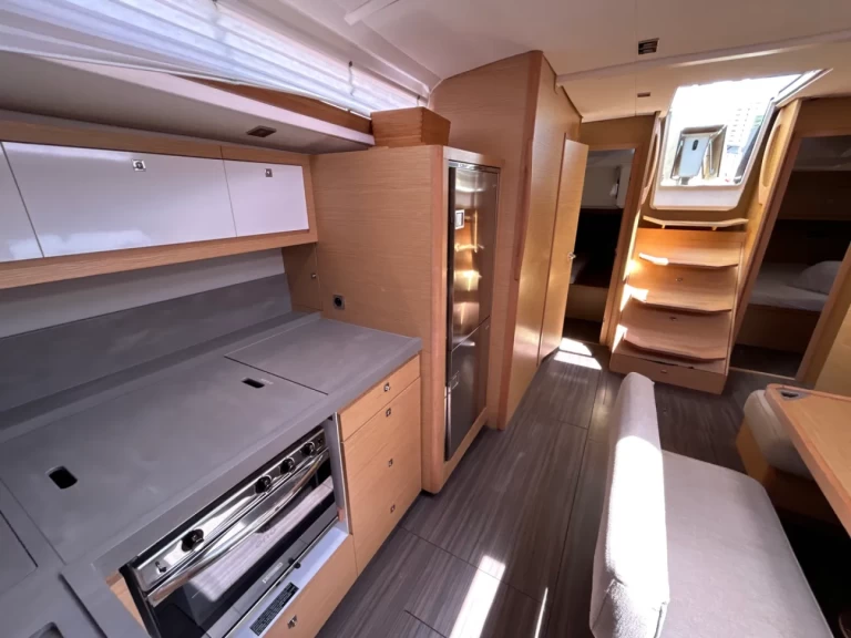 Dufour Dufour 470 jednotlivci a charterové společnosti v Olbia