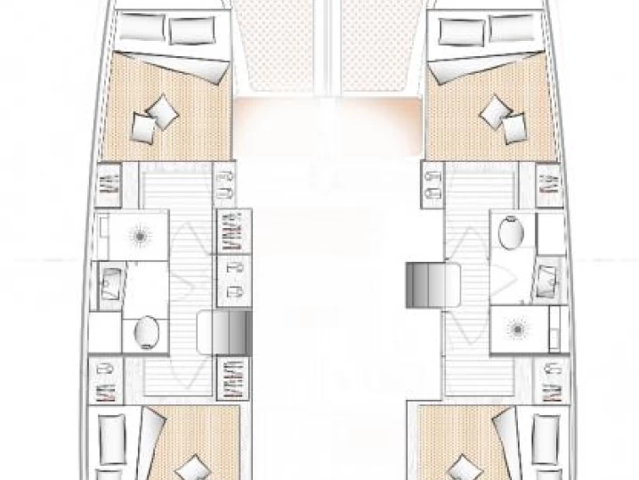Pronajmout si Excess Excess 11 v Toulon