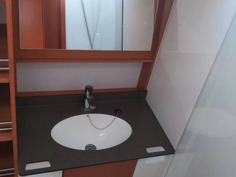 Pronajmout si Bavaria Cruiser 51 v Rhodos