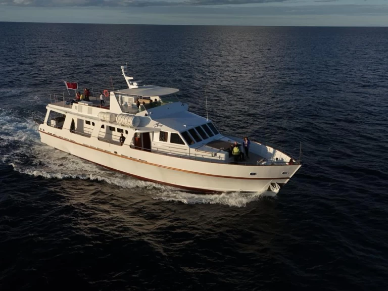 Pathfinder 29 jednotlivci a charterové společnosti v Sliema