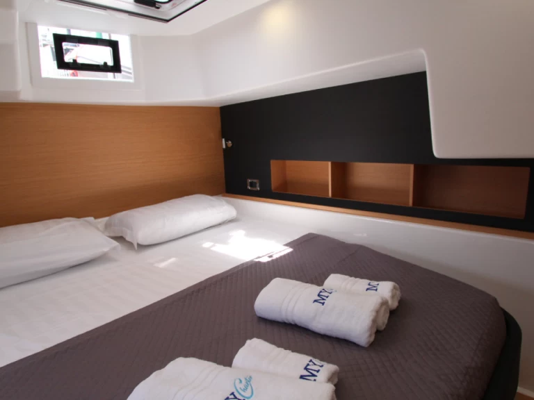 Pronájem jachty v Salerno -Dufour Dufour Catamarans 48 Sail na Samboatu