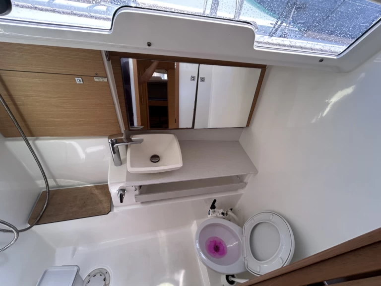 Pronájem lodi Dufour Dufour 430 Grand Large v Gouvia na Samboatu