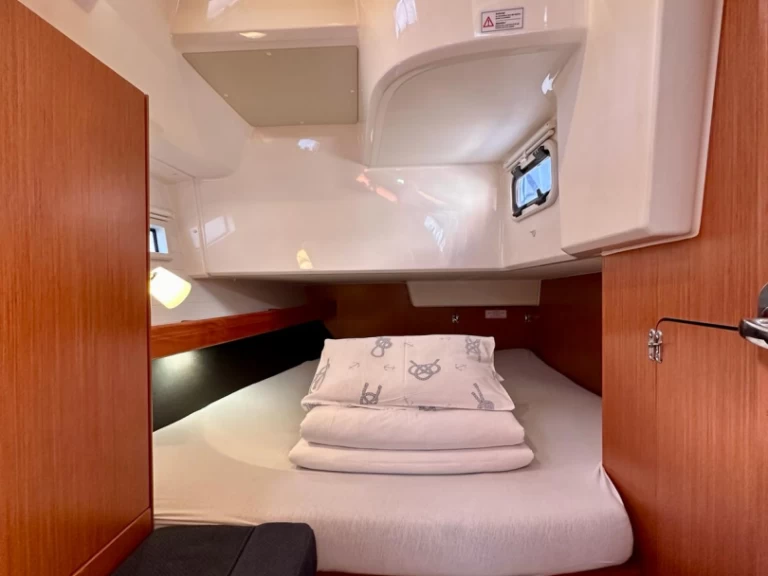 Pronájem lodi Sukošan lákavé ceny Cruiser 41