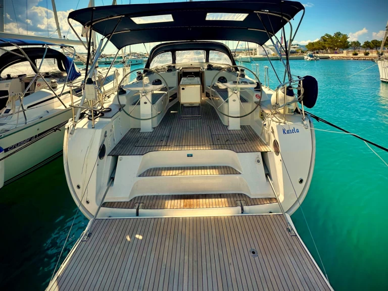 Bavaria Cruiser 45 jednotlivci a charterové společnosti v Sukošan