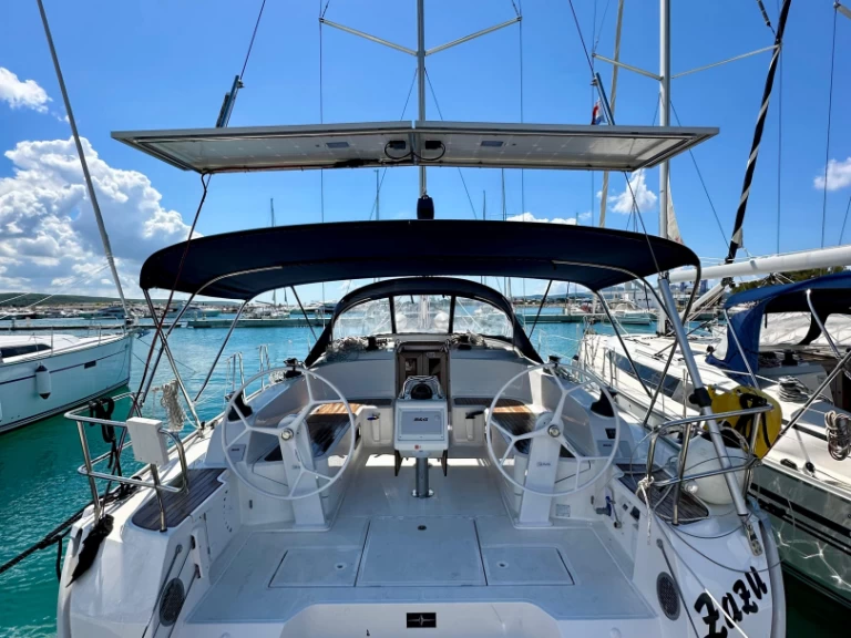 Pronájem lodi Bavaria Cruiser 46 v Sukošan na Samboatu