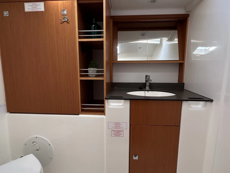 Pronájem Plachetnice Bavaria s licencí