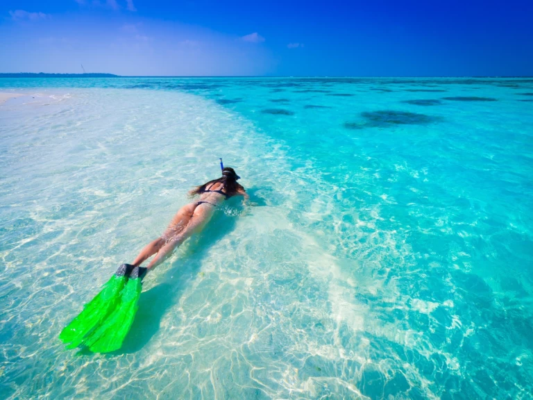 Pronajmout si Custom 2018 v Zanzibar