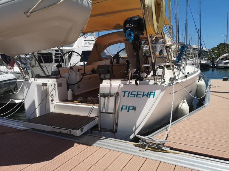 Pronájem lodi Pointe-à-Pitre lákavé ceny Dufour 405 Grand Large