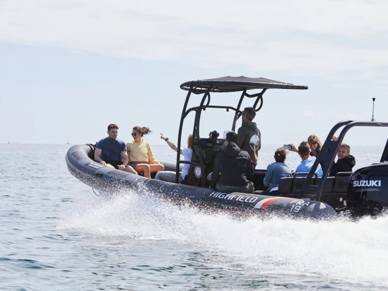 Pronajmout si Highfield Patrol 760 v La Trinité-sur-Mer