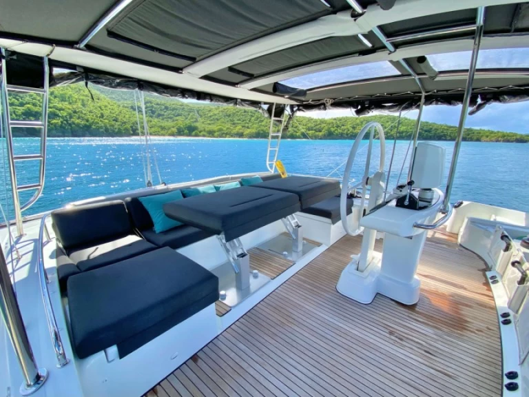 Pronajmout Katamarán se skipperem či ne Lagoon v Belize City