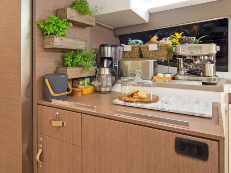 Pronajmout si Bali Magnificent v Belize City