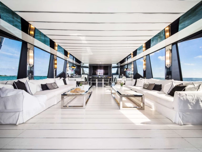 Tecnomar Double Shot jednotlivci a charterové společnosti v Nassau