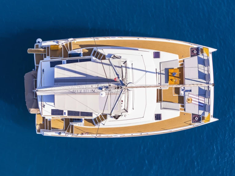 Pronajmout si Bali Bali 5.4 v Kaštela