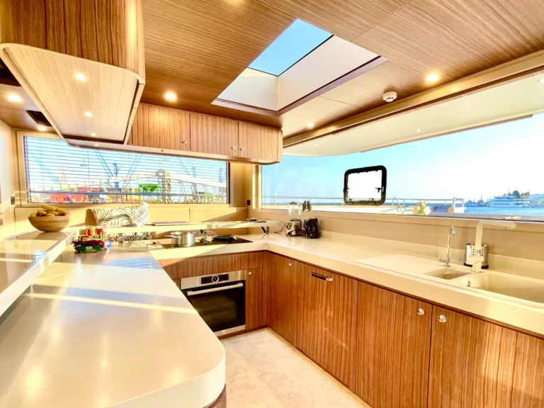 Pronájem Jachta v Palma de Mallorca -Ocean Beast Ocean Beast 65