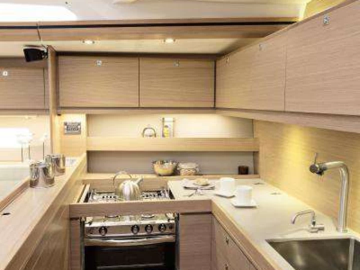 Pronajmout Plachetnice se skipperem či ne Dufour v Rhodos