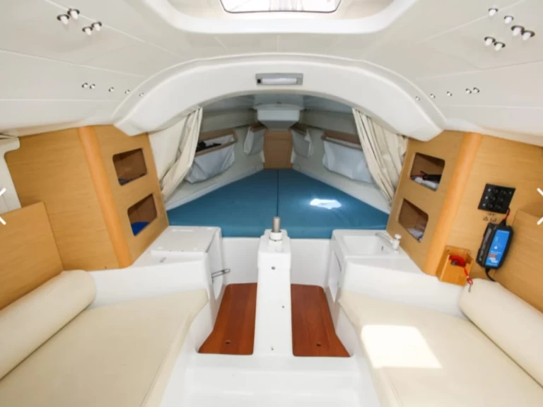 Pronájem lodi Bénéteau First 21.7 S v Port Fréjus na Samboatu