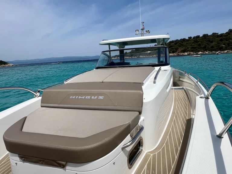 Pronajmout si Nimbus T11 v Níkiti