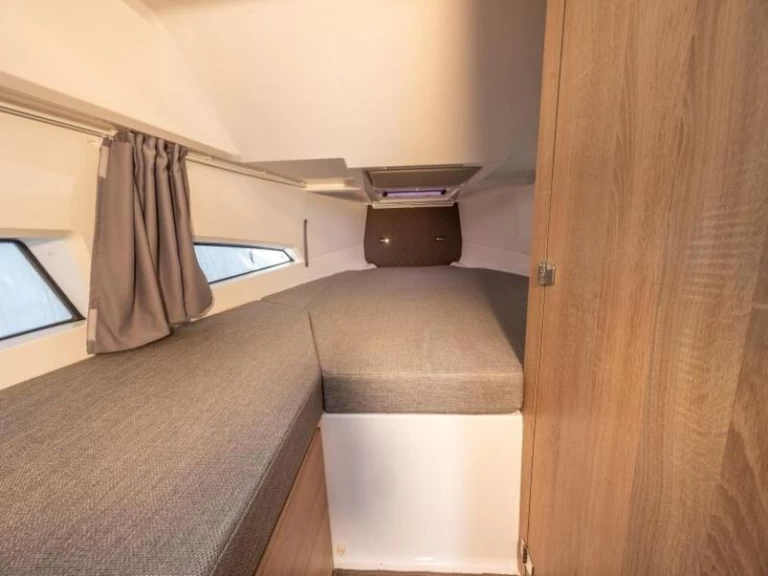 Pronájem lodi Glyfada lákavé ceny Nordkapp Coupe 905