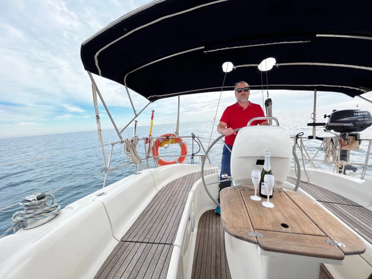 Pronájem Plachetnice Bavaria s licencí