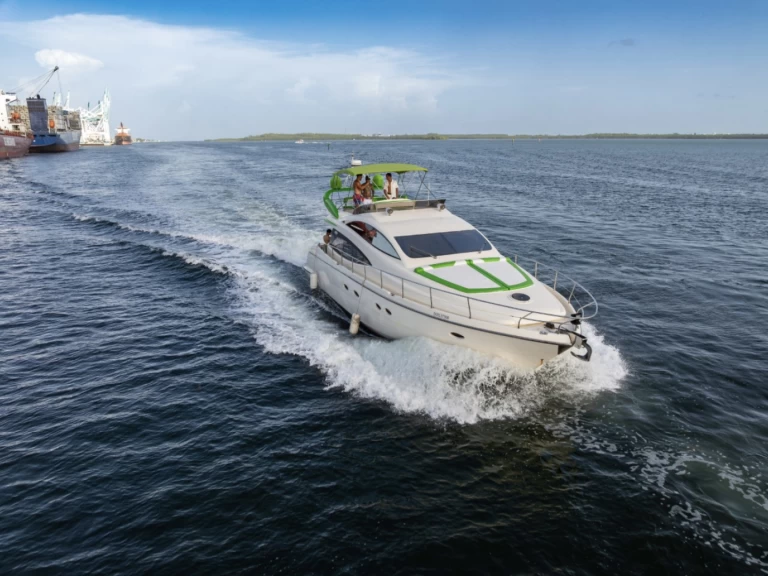 Aicon Aicon 62 SL jednotlivci a charterové společnosti v Miami