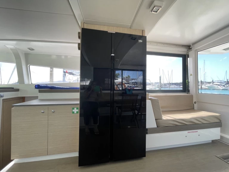 Pronájem lodi Bali Bali 4.3 v Airlie Beach na Samboatu