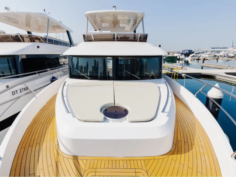 Pronájem lodi Gala 1 v Dubai Marina na Samboatu