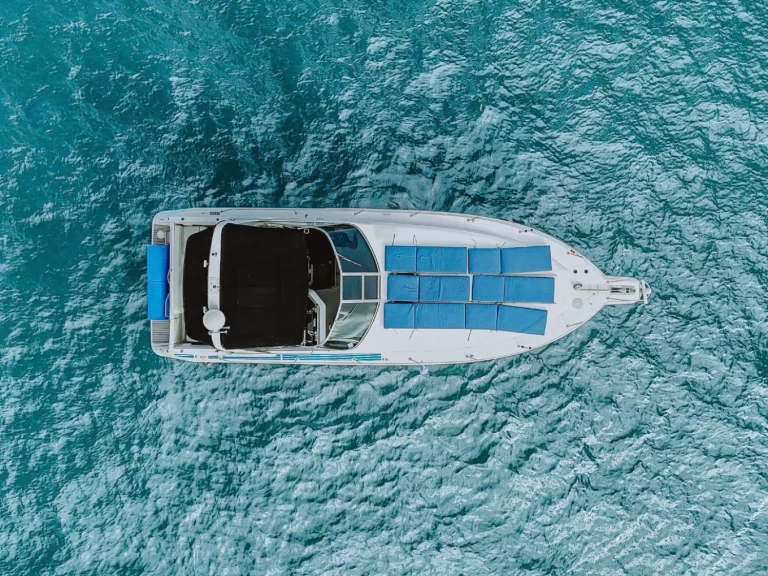 Pronajmout si Sea Ray Sea Ray 370 Sundancer v Miami